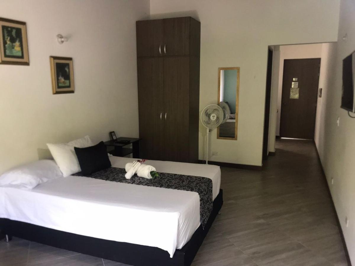 Apartahotel Avanti ميديلين المظهر الخارجي الصورة